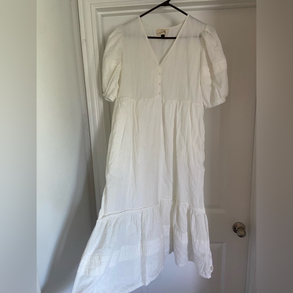 Universal Thread Off White Midi Dress - Picture 2 of 6
